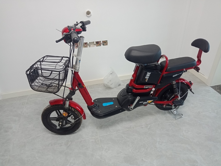 小刀新车，电动车