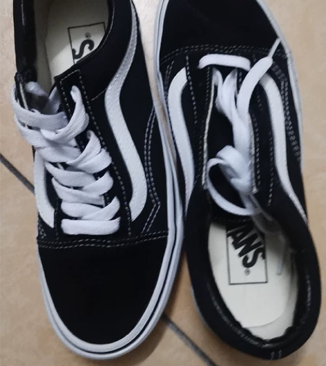Vans 经典款女鞋，公司品牌，正品保证，...
