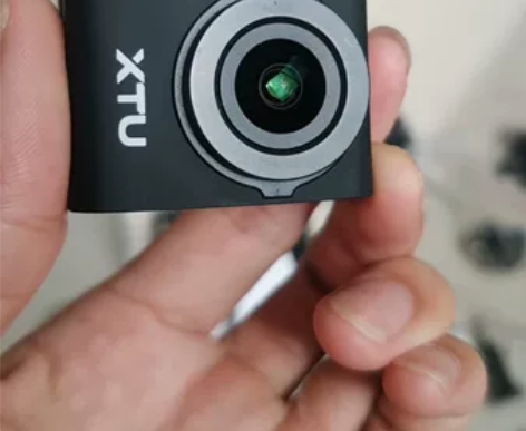 骁途s2运动相机,3块电池,功能完好轻微磨...