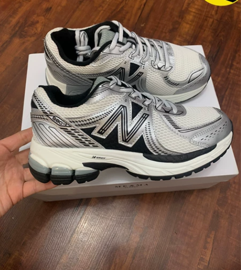 全新，加绒老爹鞋35码 鞋子未穿，全新，带...