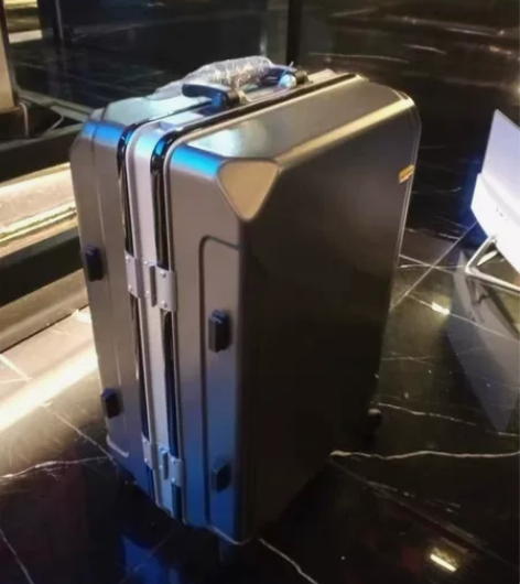 【特价密码箱】20寸袋鼠铝框拉杆箱行李箱旅...