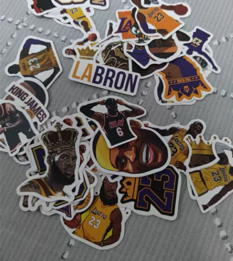 50张NBA篮球巨星勒布朗詹姆斯行李箱滑板...