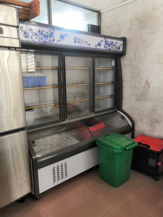 餐饮店各种物品低价转让，仅限自取，自取！冰...