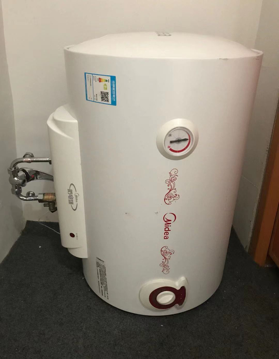 Midea  热水器   40升