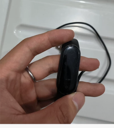 小米手环5,非nfc,带充电器,屏幕碎了,...