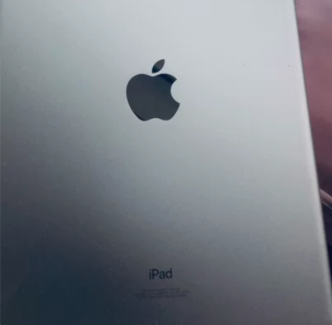 诚信卖iPad第九代,因为本来想买来看电视...