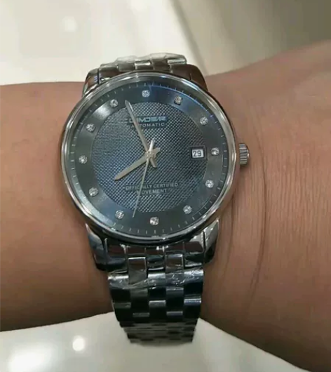 时尚品牌卡米蒂关联天王罗西尼飞亚达依波便于...