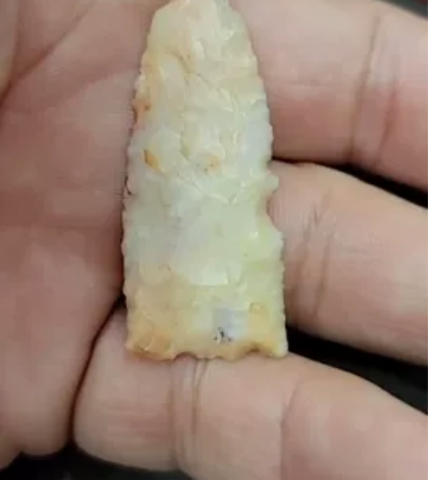 远古石器时代  玛瑙箭镞 个头大  百里挑...