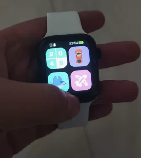 飞亚达智能手表 基本全新 原机膜还在带充电...