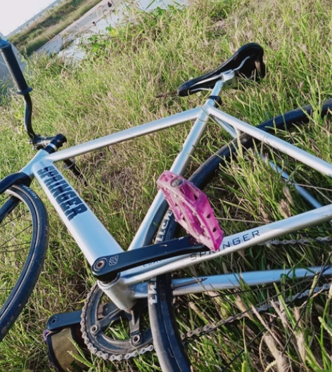 急出 急出  珲春车架死飞 玩不动了 感兴...