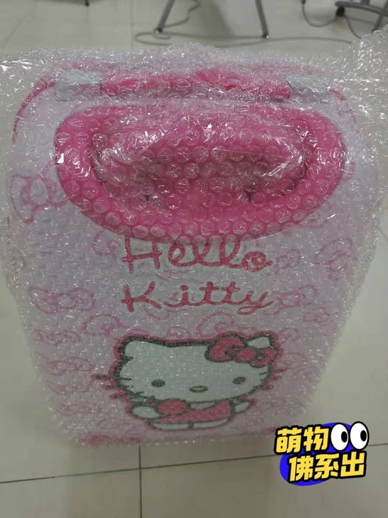 一手全新儿童拉杆箱，Hello Kitty...