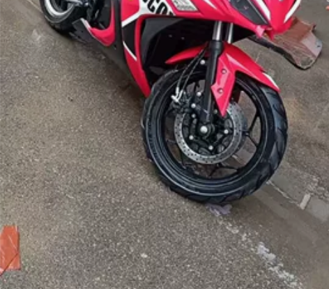 电动摩托车，搭配3000w电机，前后17寸...