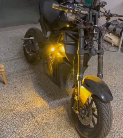 银钢怪兽350拉隆酷2000中置 前后明哲...