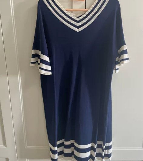 V 领 荷叶边连衣裙 9成新 藏青色 42...