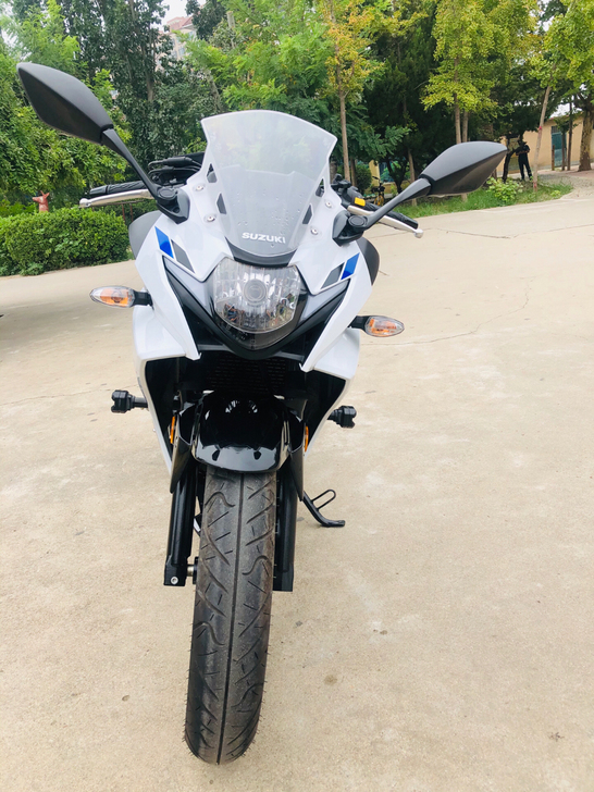 21年铃木GSX250，4000公里准新状...
