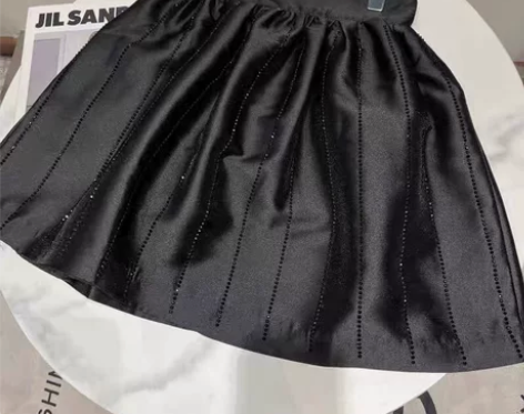 网红同款2022秋季新款小香风竖条水钻烫钻...