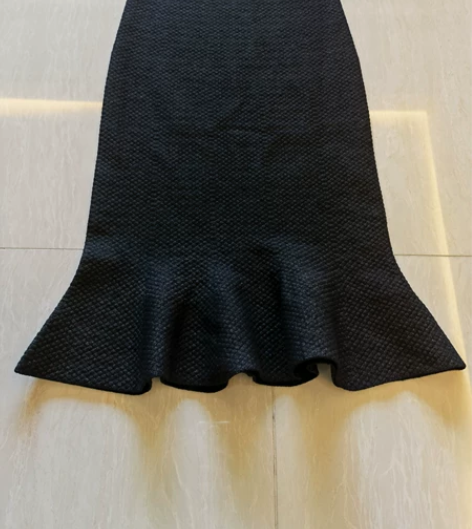 114弹力鱼尾裙 感兴趣的话点“我想要”和...