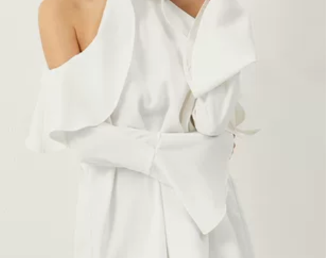 【9新包邮】露肩黑色挂脖性感衬衫感兴趣的话...