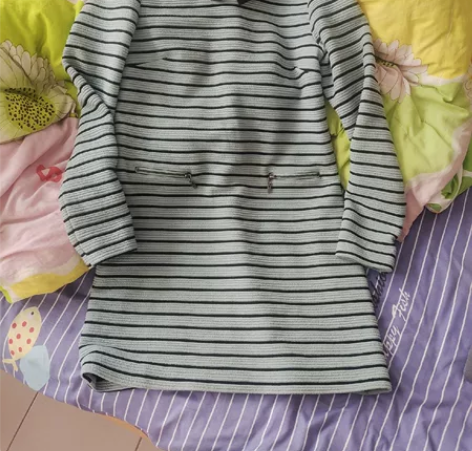 秋水伊人2022秋季新款女装休闲时尚条纹针...