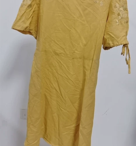 低饱和黄色棉麻中裙有瑕疵 样衣来的，l码 ...