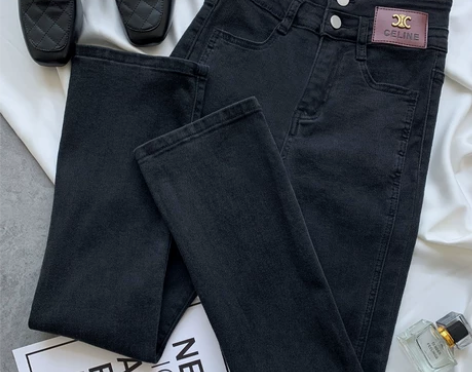 2022早春新款高腰两粒扣显瘦裤脚开叉牛仔...