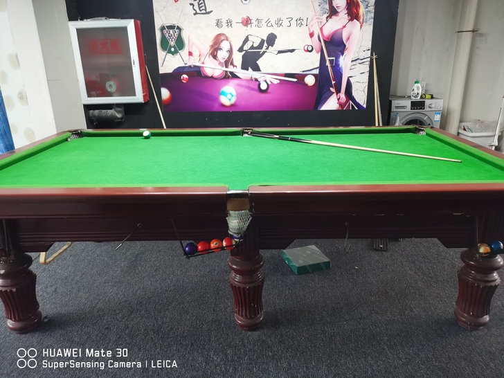 9成新台球桌。需要联系15662553015