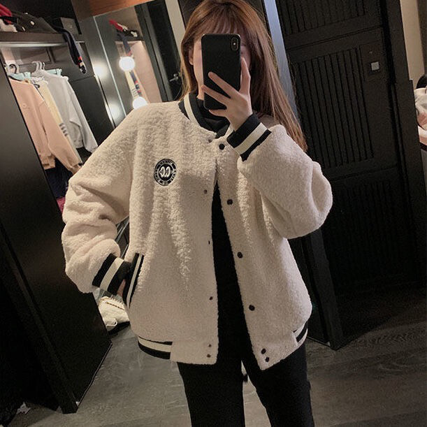 棒球棉服仅穿过一次有点小了，Xl码的