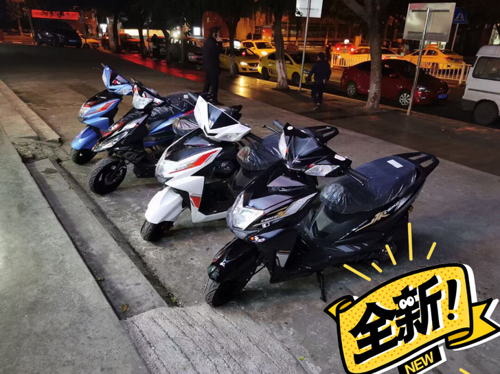 踏板车全新燃油摩托车尚领125cc 实体...