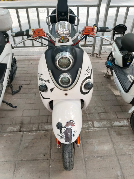 二手电动车 二电瓶车 9.9成新二手电车 ...