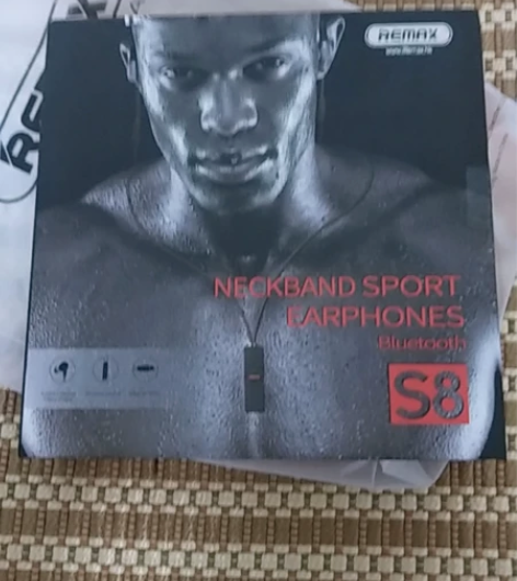 Remax 运动蓝牙耳机 全新仅拆封！个人...