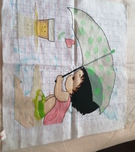 朋友手工刺绣画。55*55。放在儿童房里，...