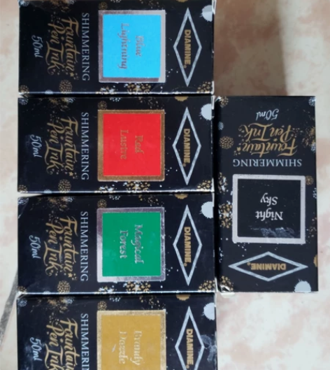 戴阿米 灵光源泉 一套全新，打包出 借:万...