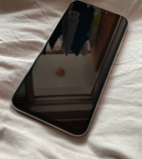iPhoneX256G，电池80%，美版无...