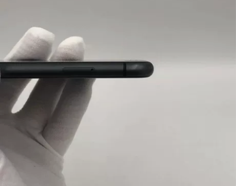 苹果11 64G黑色 感兴趣的话点“我想要...