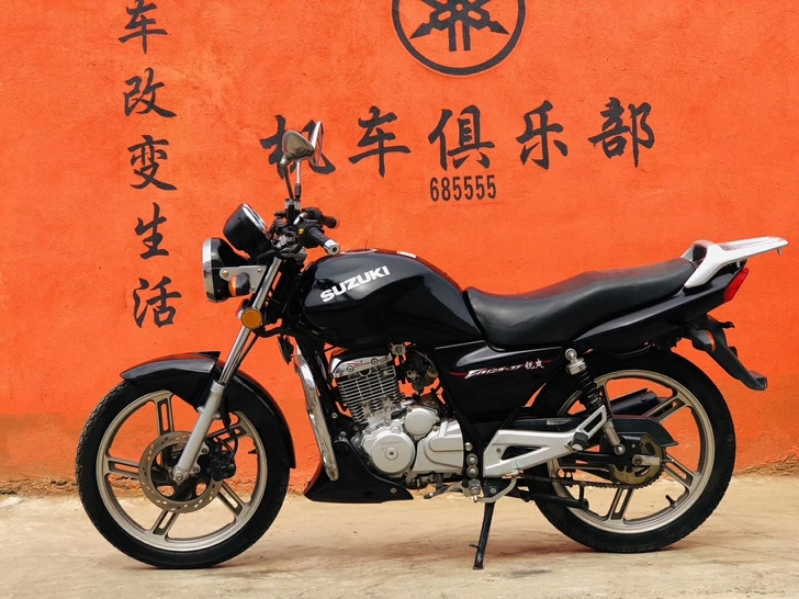 二手摩托车极品铃木锐爽125，高配液晶显示...