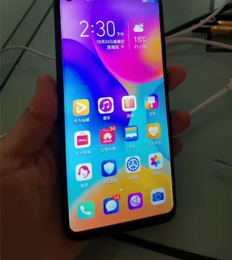 荣耀play3 4+128 95新，成色完...