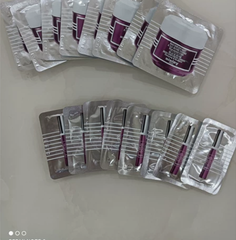 希思黎黑玫瑰精华面霜眼霜小样4ml 面霜2...