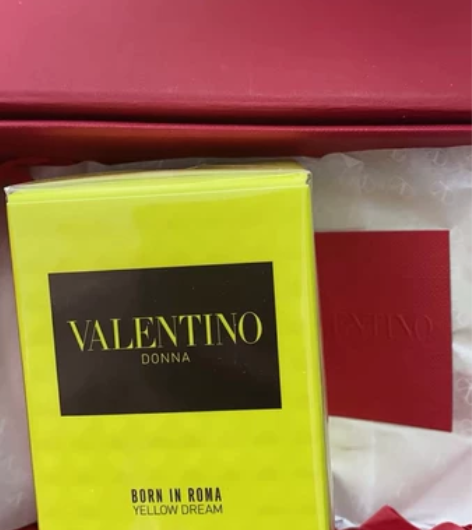 华伦天奴铆钉香水白日玫瑰 恬恋玫瑰30ml...