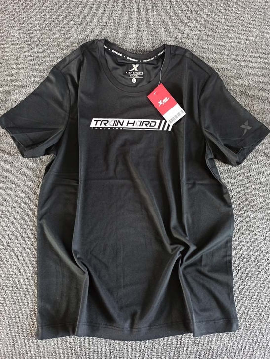 特步男士T恤速干薄款短袖运动