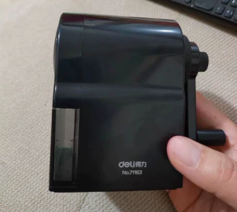 【特价】得力卷笔刀 包邮 手摇铅笔削笔器小...