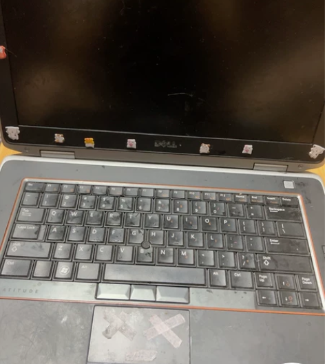 dell 笔记本电脑 配置应该是默认的 型...