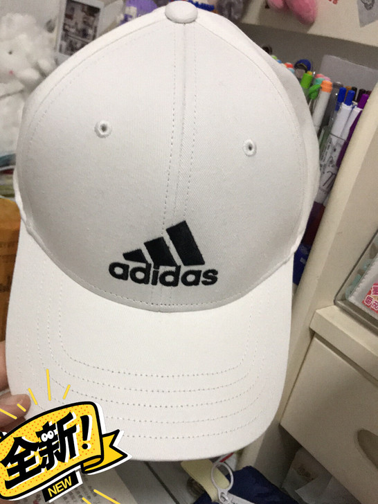 Adidas帽子