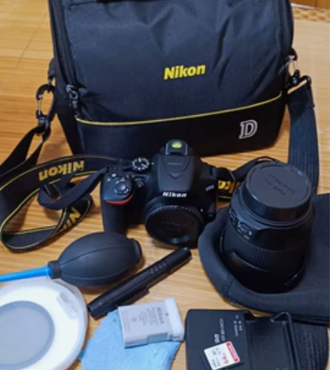 正品尼康单反相机+18-200mm镜头（含...