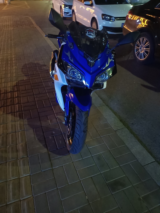 自己骑的摩托车，着急卖能过户纯一手！