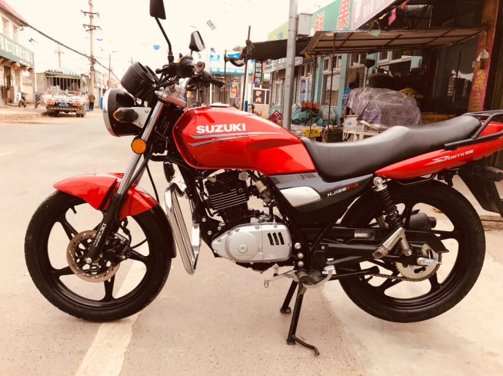 几乎全新运动版铃木钻豹，原版原漆，实表一万...