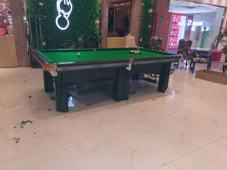 来力台球桌 木库 钢库各一台