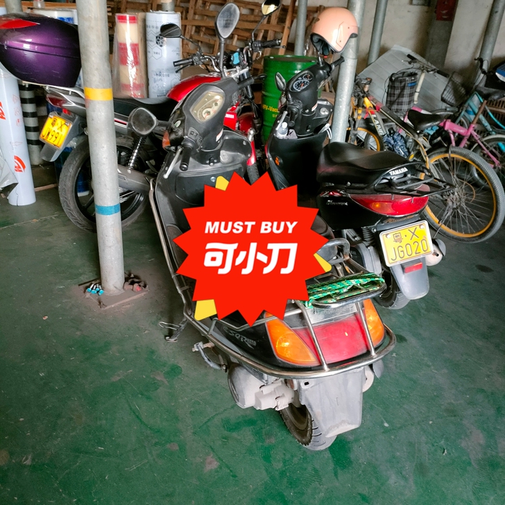 飞鹰踏板摩托车125.才骑七仟多公里，灯亮...