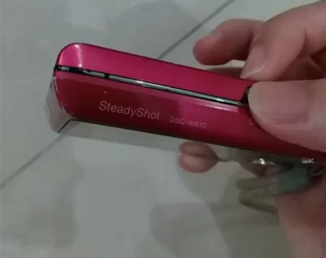 sony索尼相机DSC W610,原装2个...