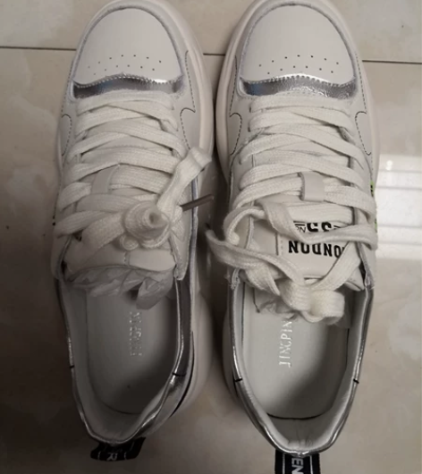 36码小白线 纯皮版型好看 全新原包装都在...