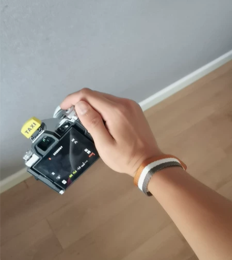 多彩艺术风相机腕带 拿出去嘎嘎好看！ 多种...